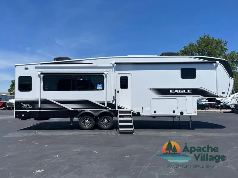 2026 Jayco Eagle 321RSTS - Photo 3