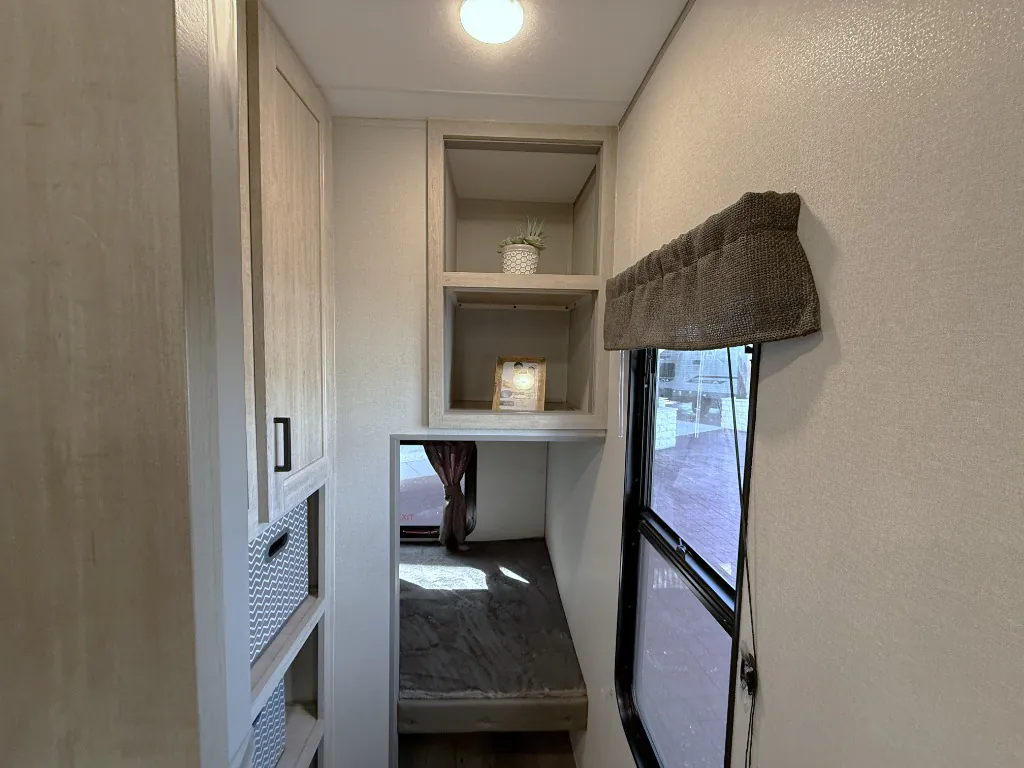2026 Coachmen Catalina Legacy Edition 333DORM, Photos photo 12