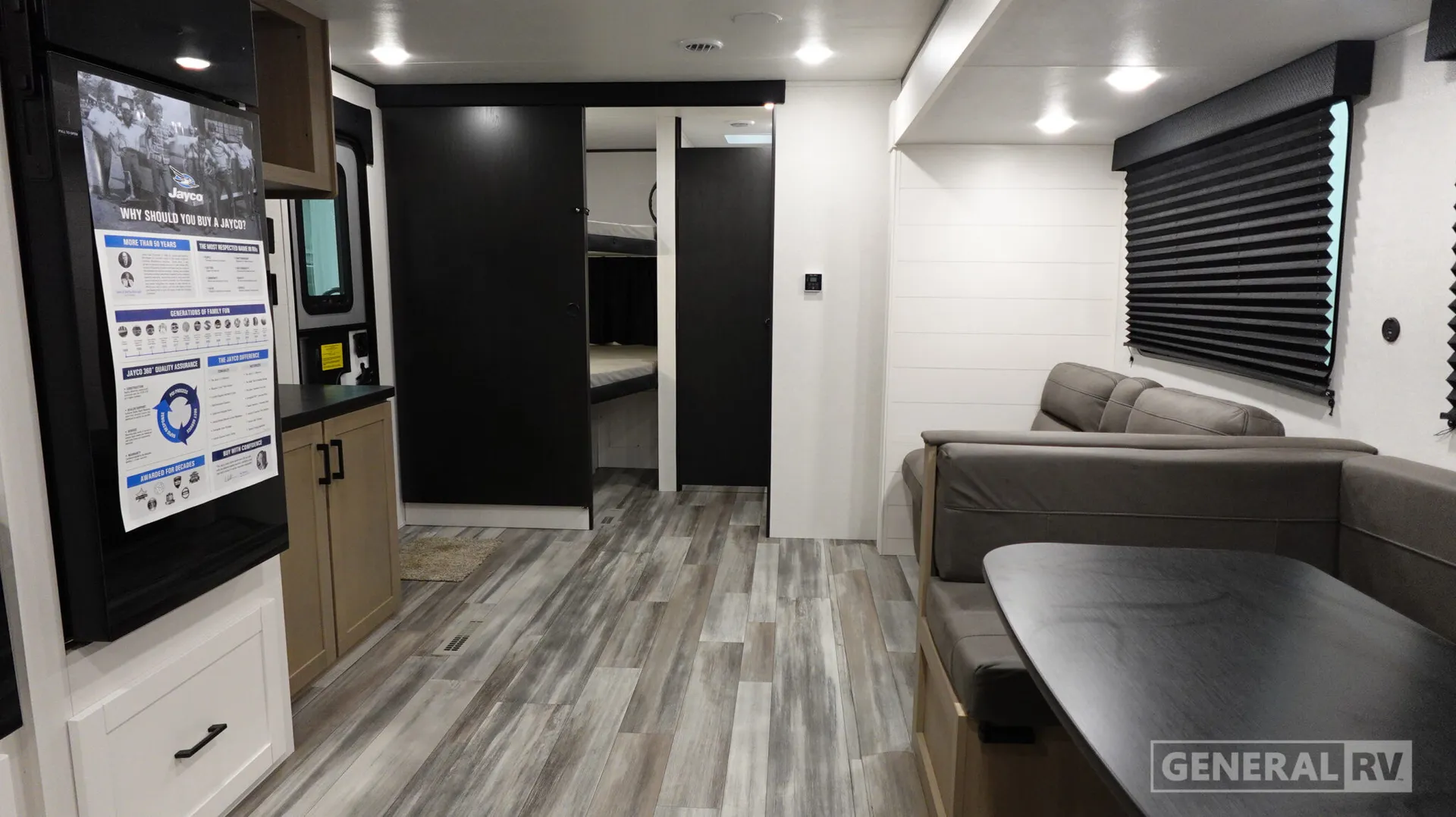 2026 Jayco Jay Flight SLX 330TBS - Photo 3
