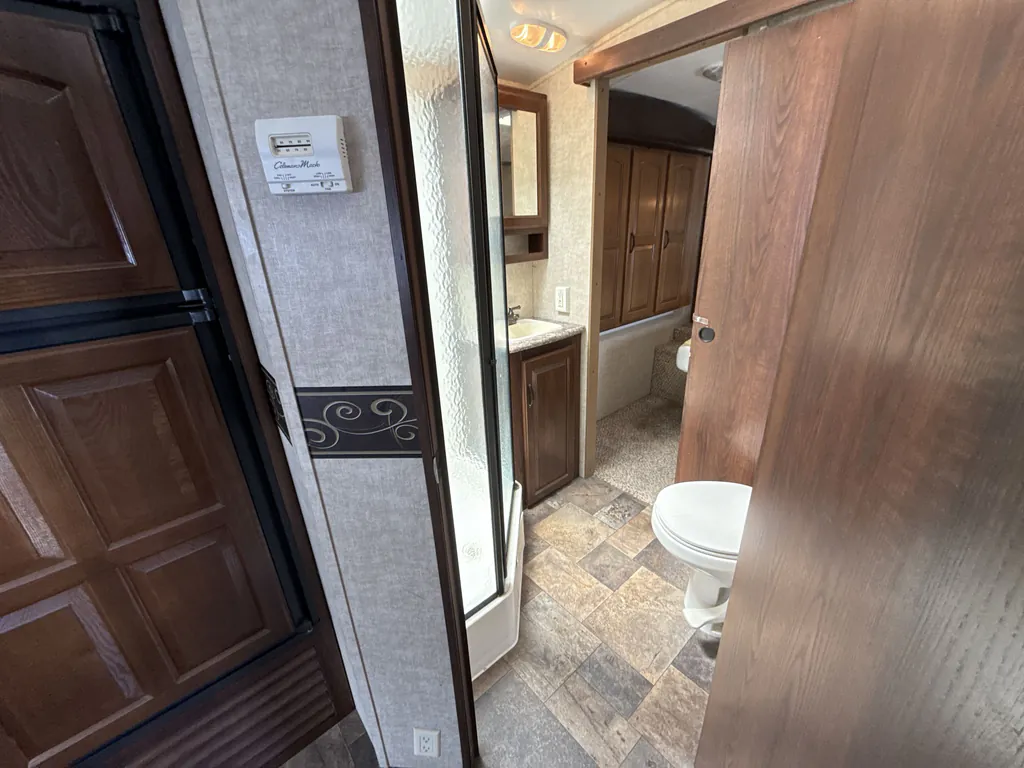 2014 Keystone Outback 298RE, Photos photo 8