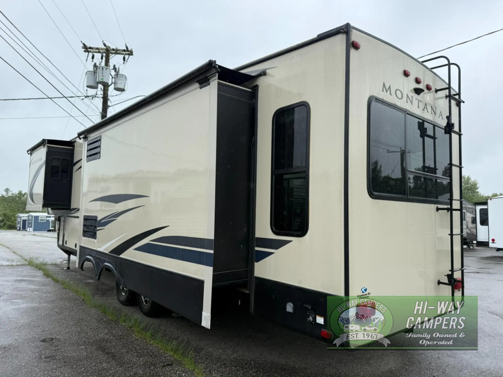 2020 Keystone Montana High Country 330RL - Photo 3