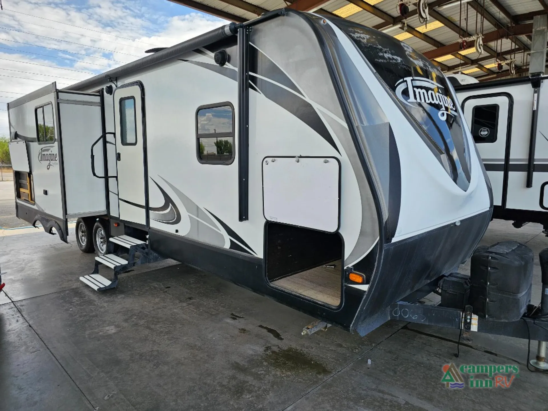 2018 Grand Design Imagine 2670MK - Photo 2