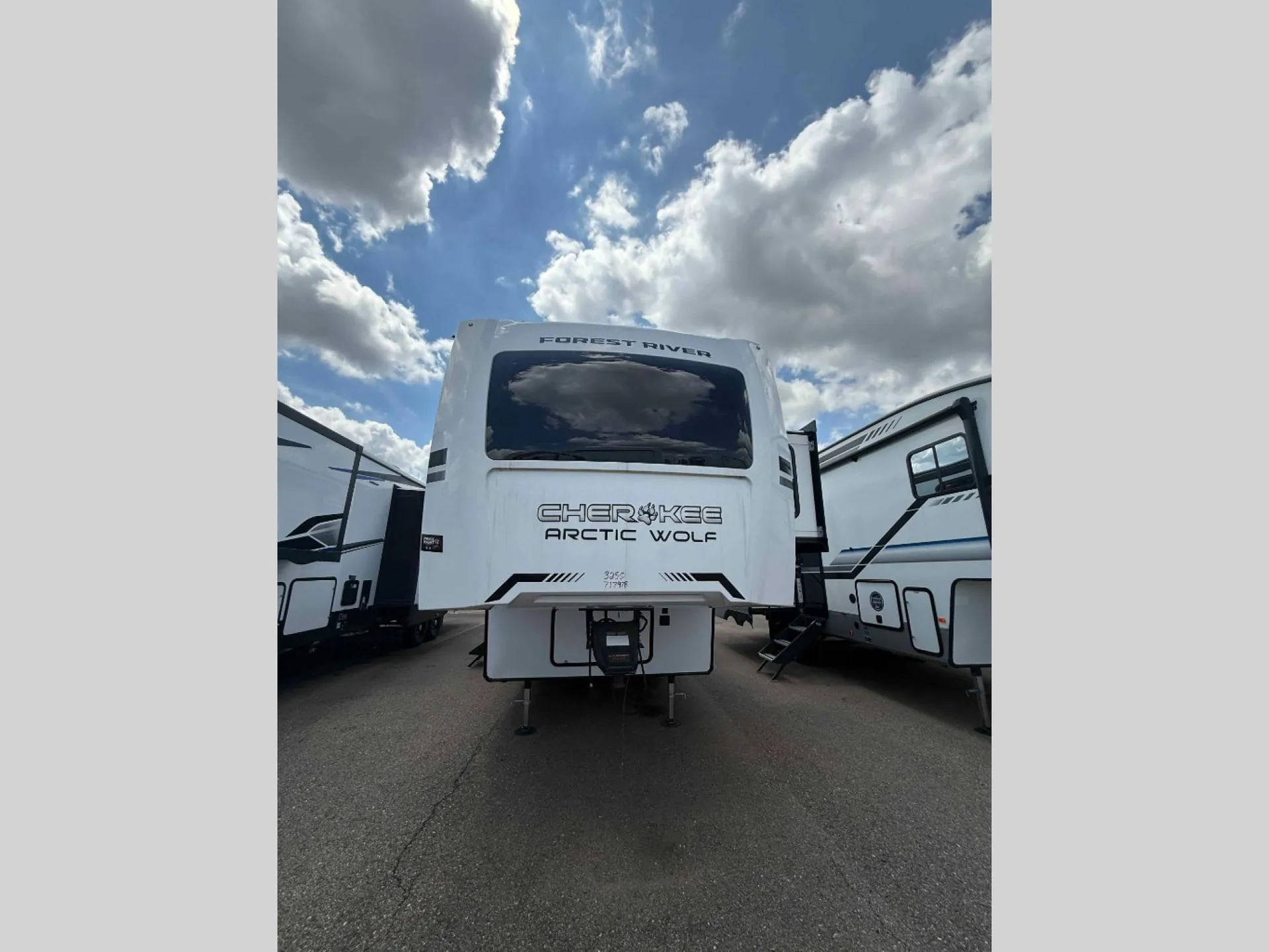 2025 Forest River Cherokee Arctic Wolf Suite 3250 SUITE - Photo 3