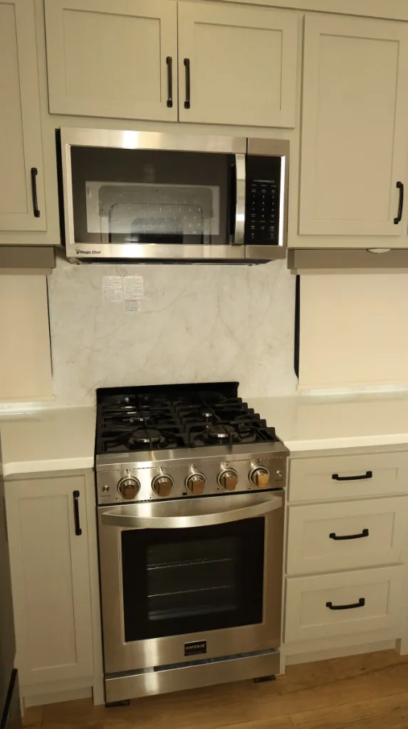 2025 Palomino Columbus 384RKH - Photo 4
