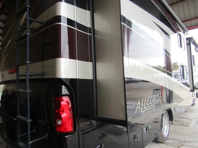 2011 Tiffin Allegro 35QBA FORD - Photo 4