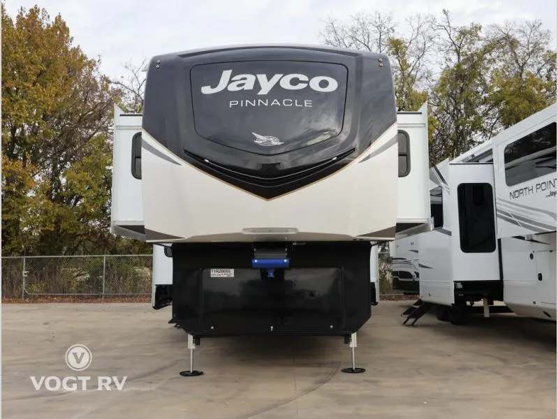 2026 Jayco Pinnacle 39FLOK - Photo 3