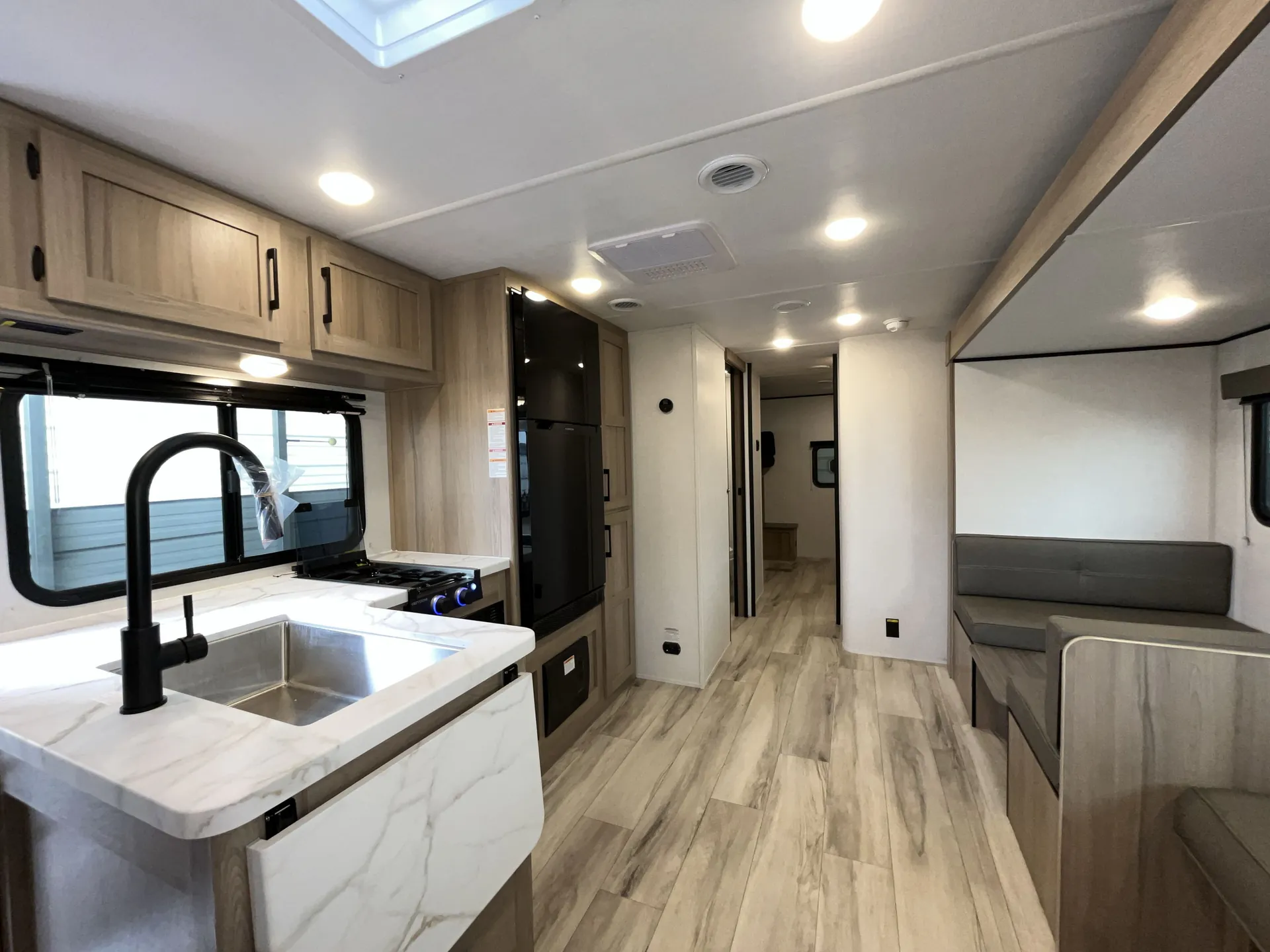 2026 Keystone Coleman Light 29BX - Photo 3