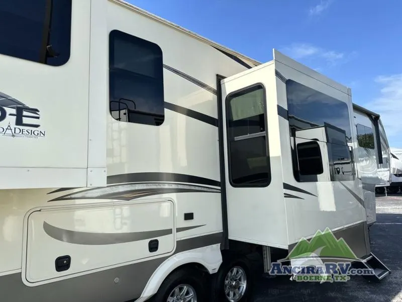 2021 Grand Design Solitude 375RES - Photo 3