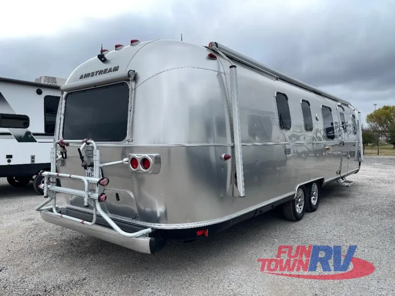 2020 Airstream Queen Series Used    33FB QUEEN - Photo 4