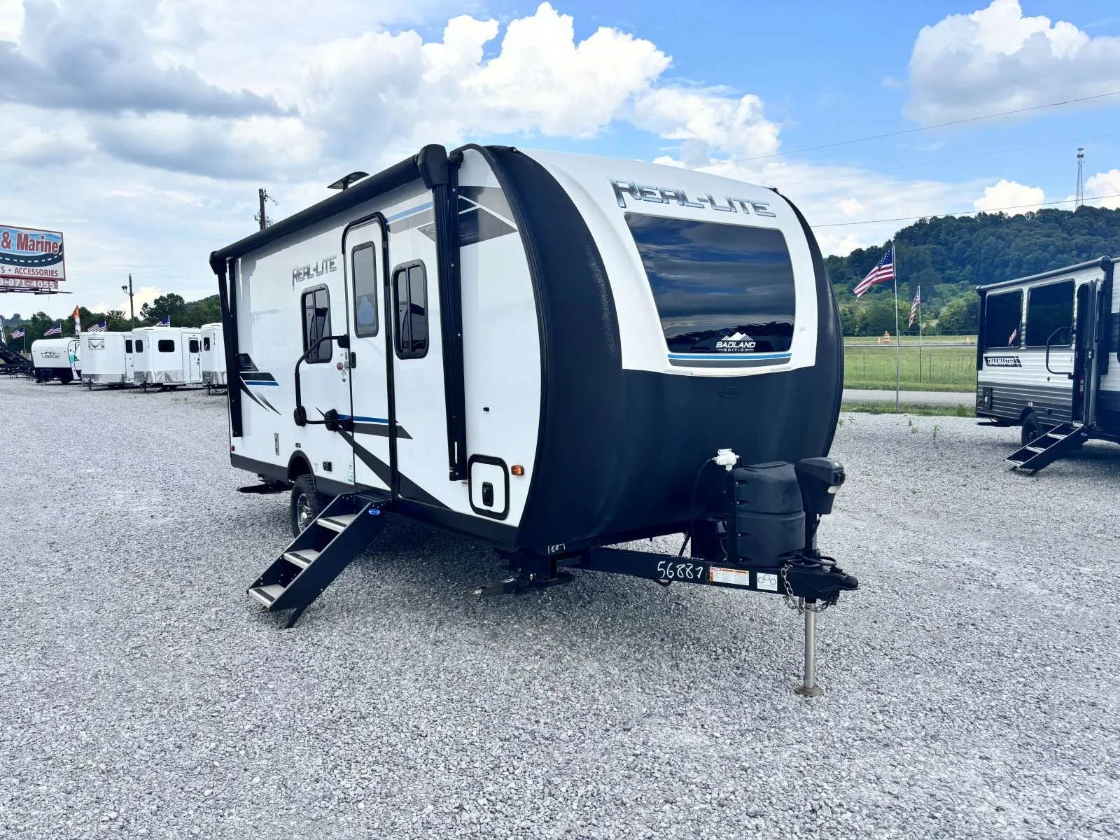2022 Palomino Real Lite RL189 - Main photo