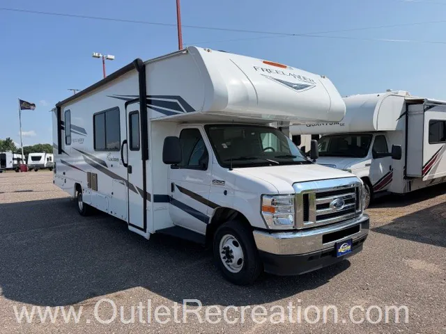2023 Coachmen Freelander 31FS - Photo 2