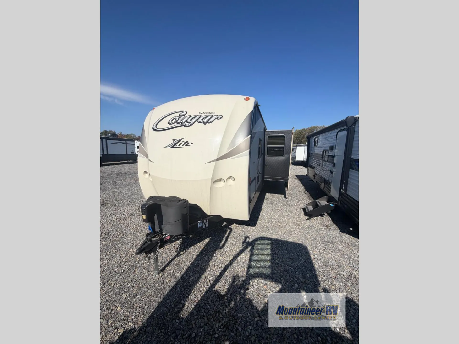 2017 Keystone Cougar XLite 26RBI - Photo 4
