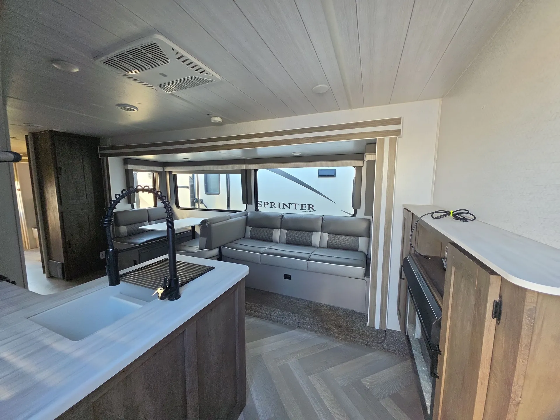 2022 Forest River Salem 33TS — living area main