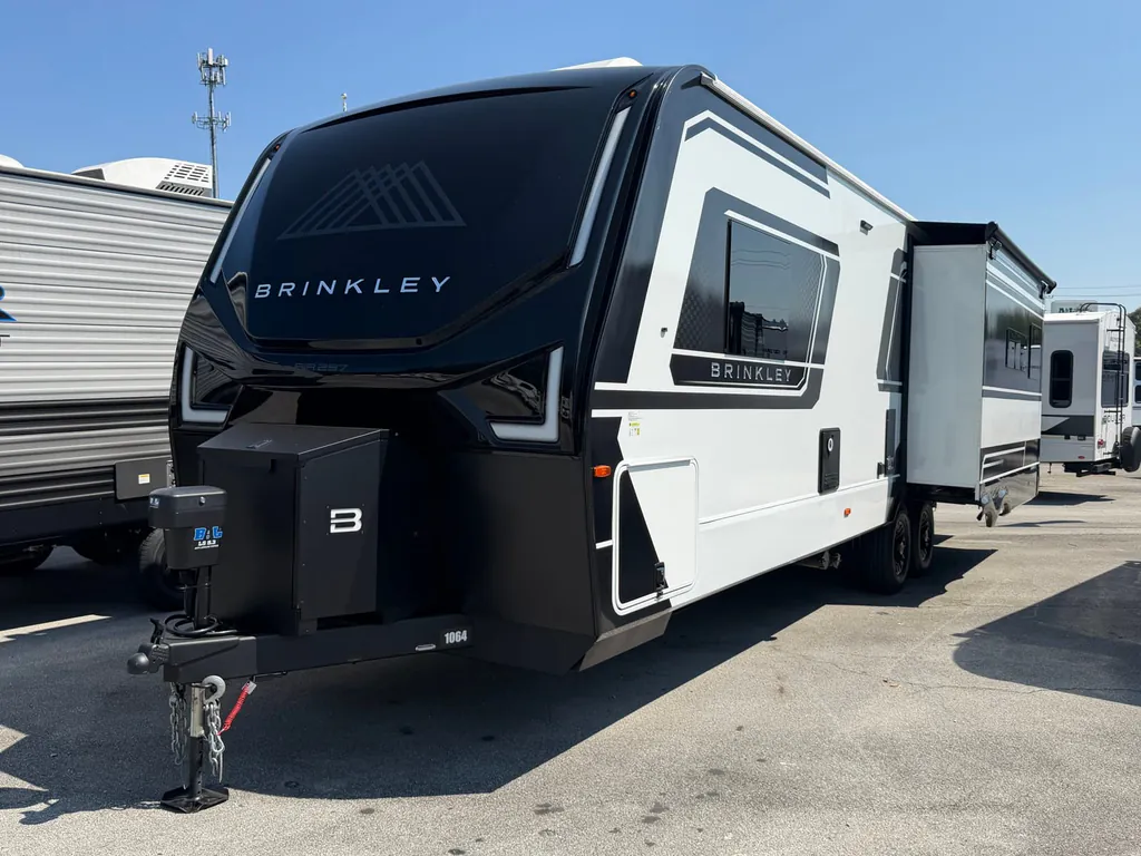 2025 Brinkley Model Z AIR 297, Photos photo 2