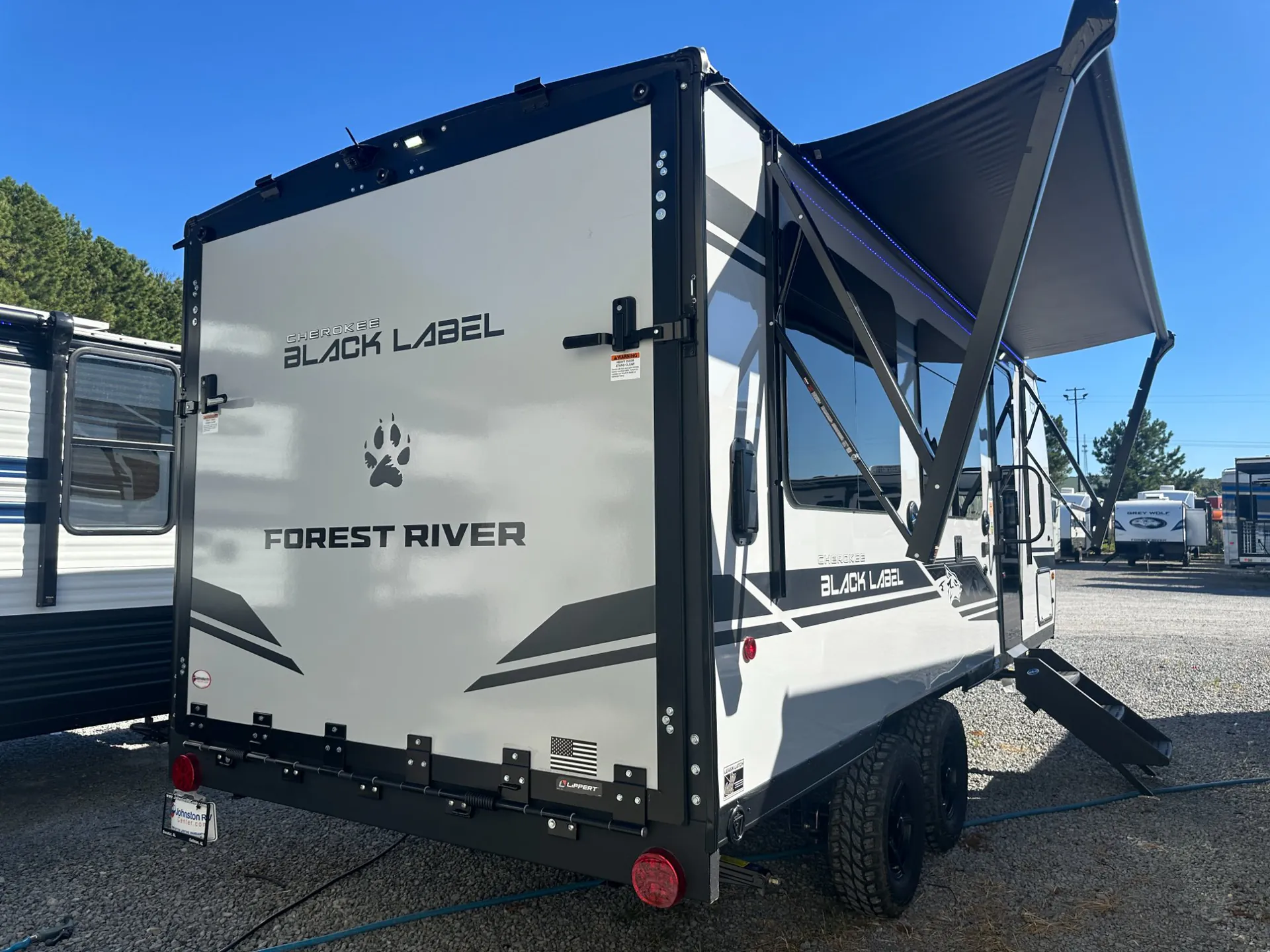 2027 Forest River Cherokee Grey Wolf Black Label 18RRBL — Photo 5