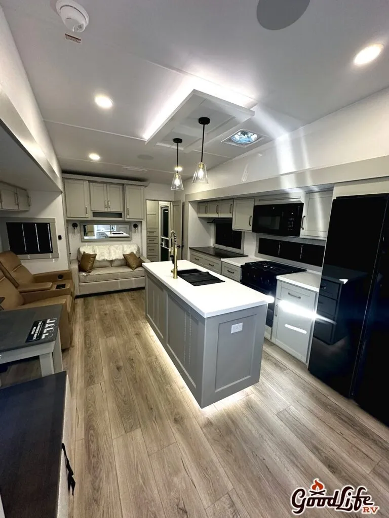 2026 Brinkley Model Z 3515, Photos photo 25