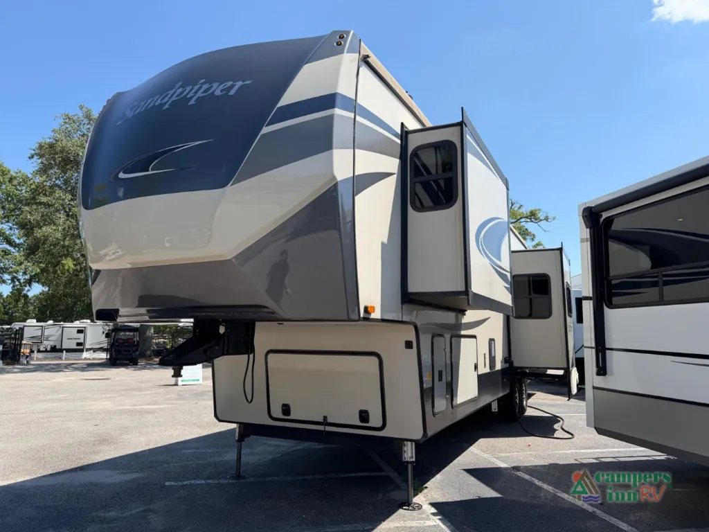 2020 Forest River Sandpiper 39BARK, Photos photo 4
