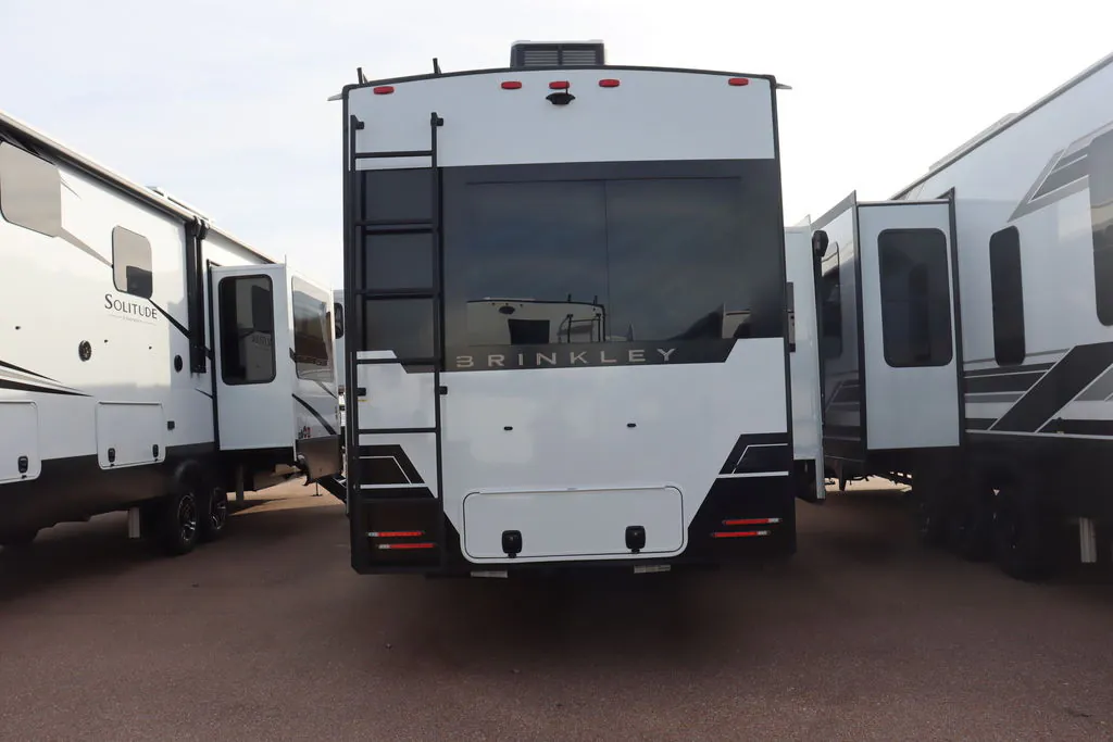 2026 Brinkley Model Z 3515, Photos photo 4