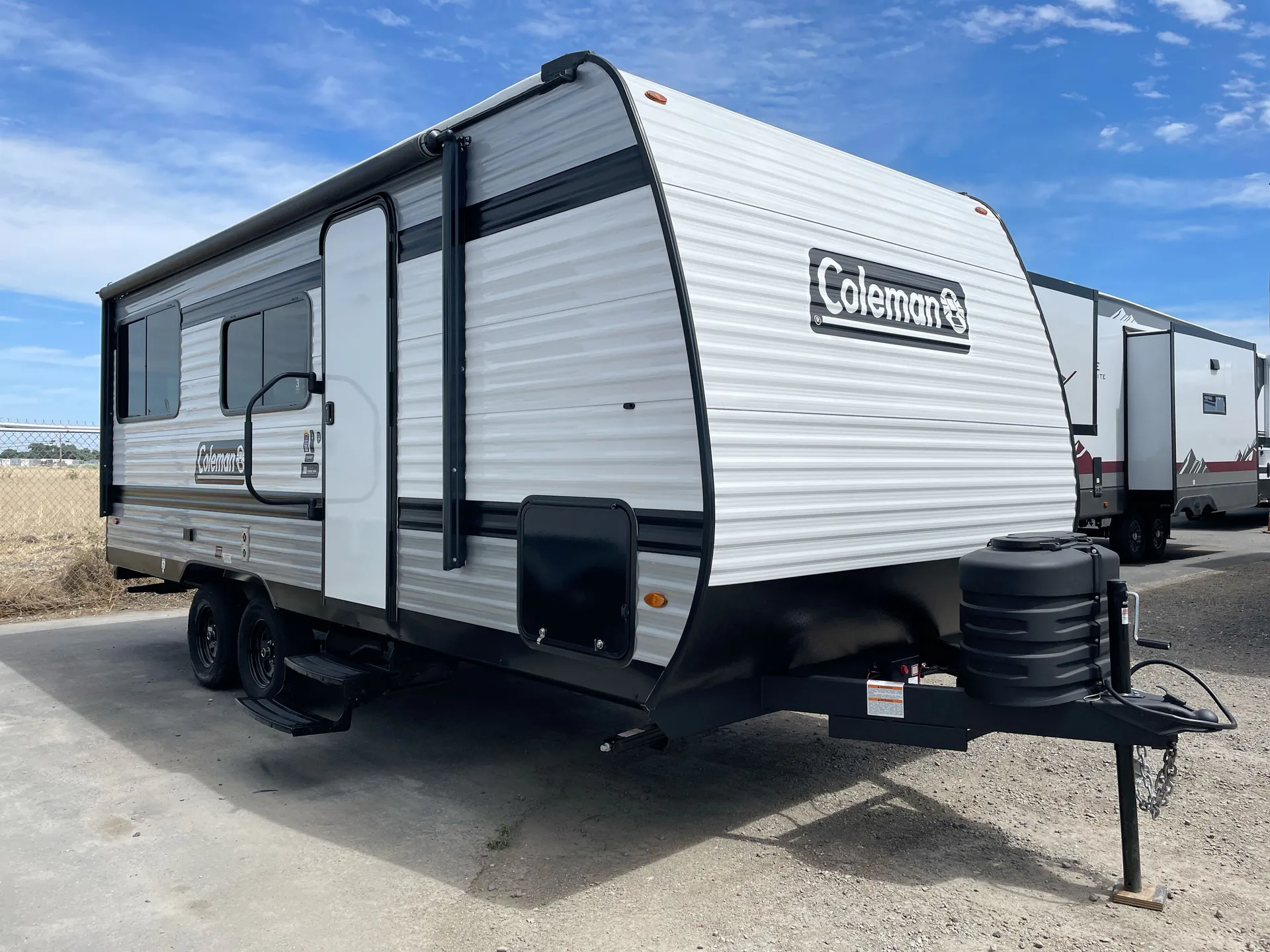 2020 Keystone Fuzion 427 - Photo 4