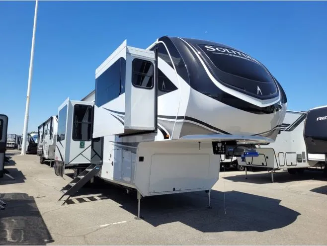 2026 Grand Design Solitude 380FL - Photo 2
