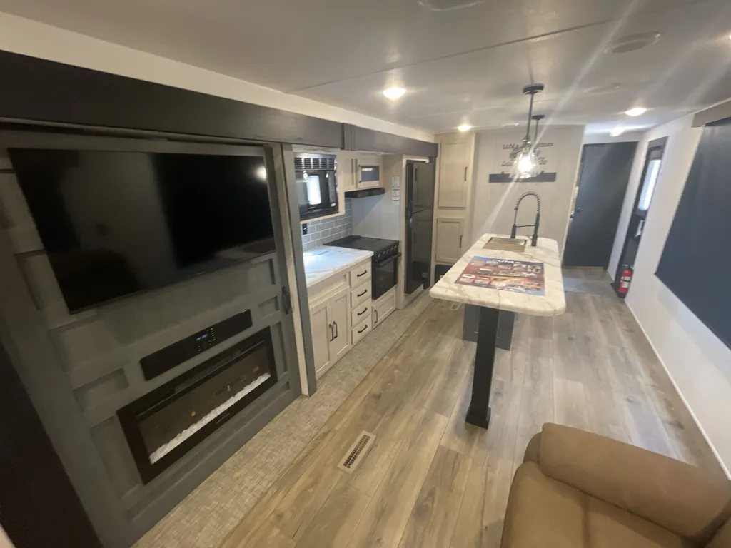 2027 Forest River Puma 290RL, Photos photo 3
