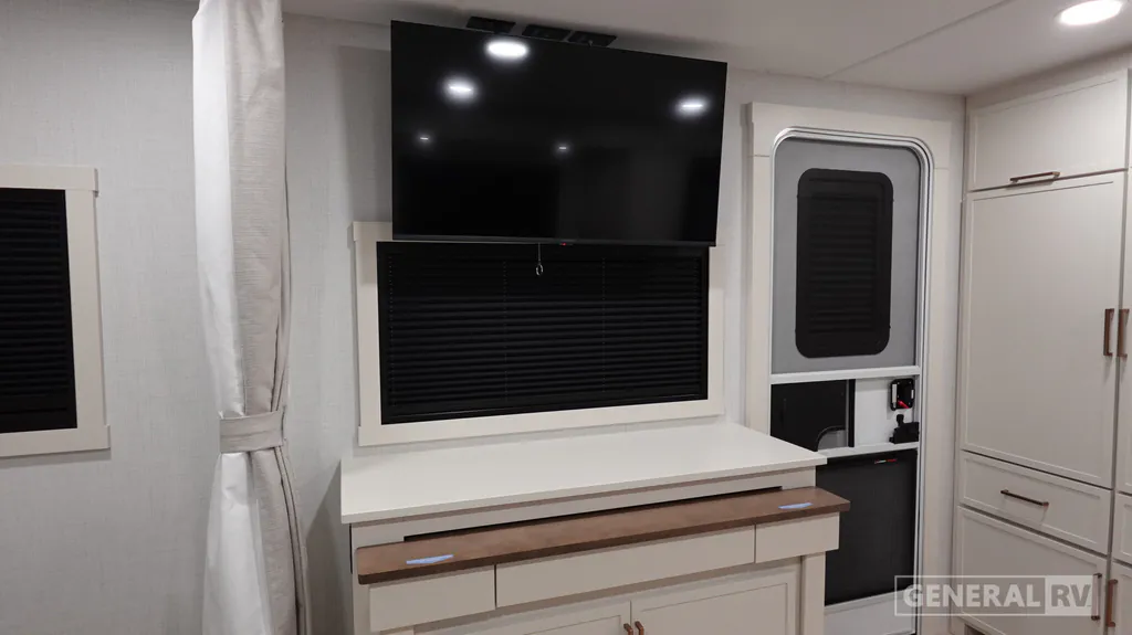 2026 Brinkley Model Ix 23X, Photos photo 12
