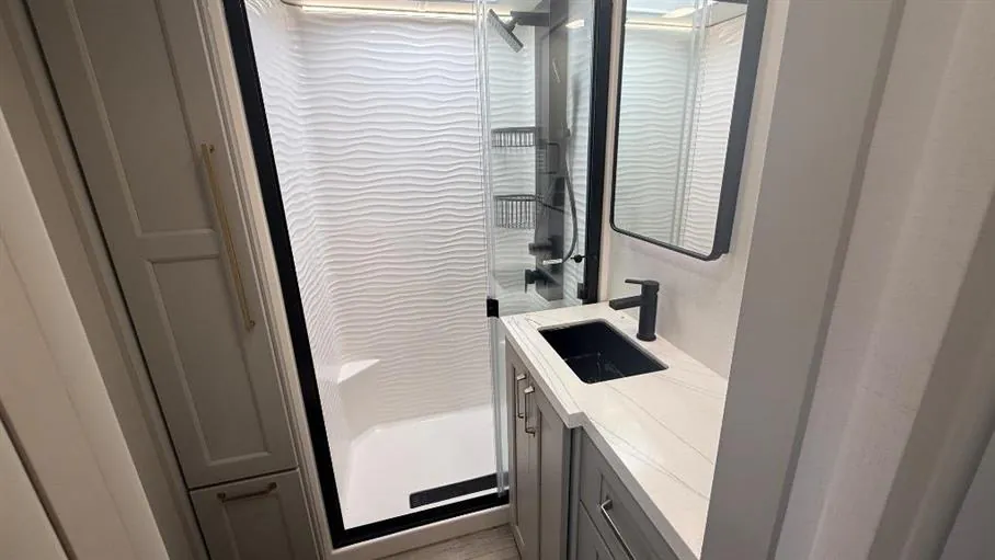 2025 Brinkley Model G 4100, Photos photo 38