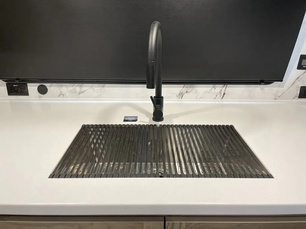 2027 Forest River Flagstaff Super Lite 26MBR — Photo 7