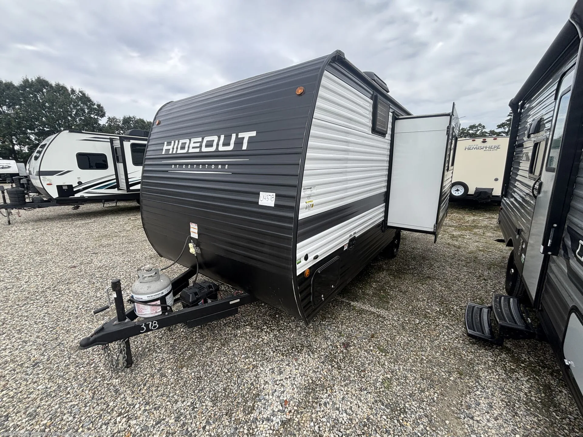 2024 Keystone Hideout Mini 179RB - Photo 4