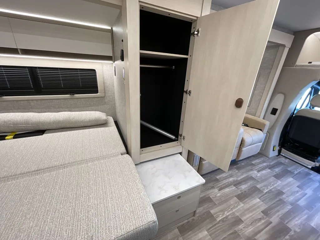 2026 Tiffin Wayfarer 25 XPW, Photos photo 21