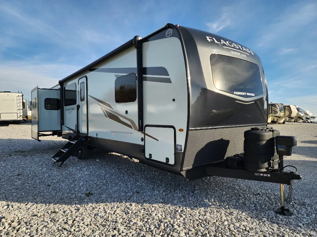 2026 Forest River Flagstaff Super Lite 29SRL - Photo 2