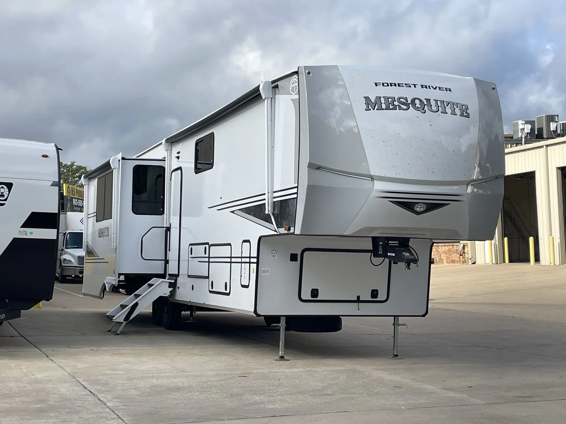 2027 Forest River Mesquite 3850HBRK
