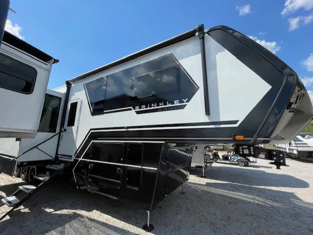 2026 Brinkley Model G 4000, Photos photo 19