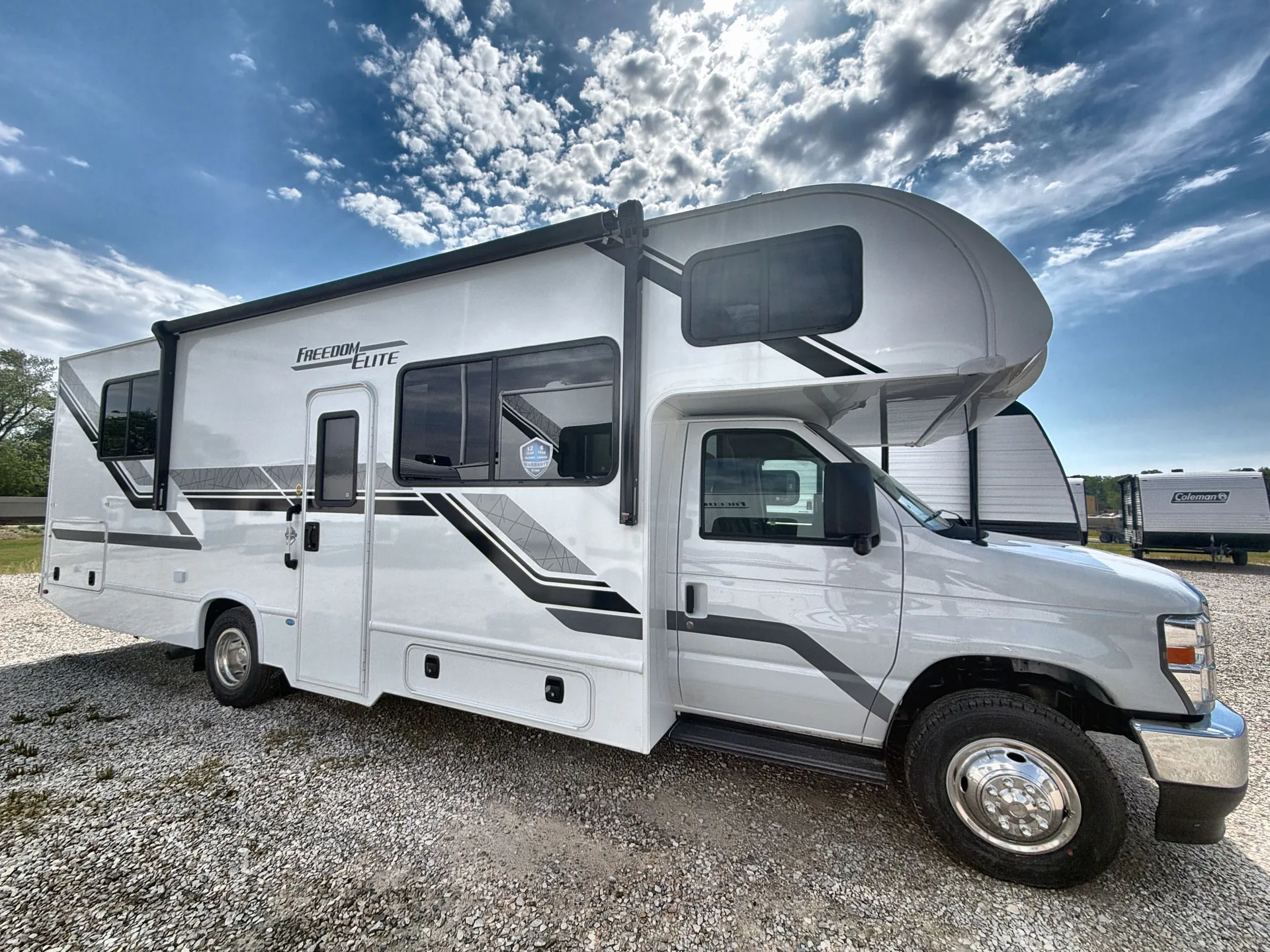 2027 Thor Motor Coach Freedom Elite 28HZ - Photo 2