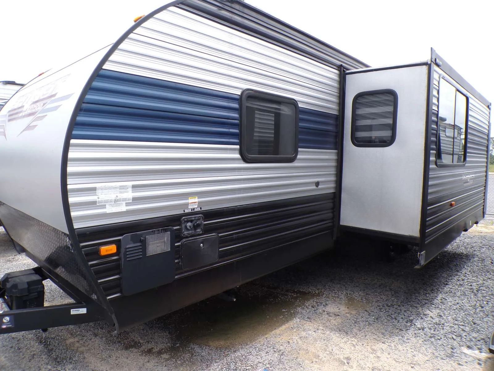 2022 Forest River Cherokee Patriot Edition 274BRB - Photo 3