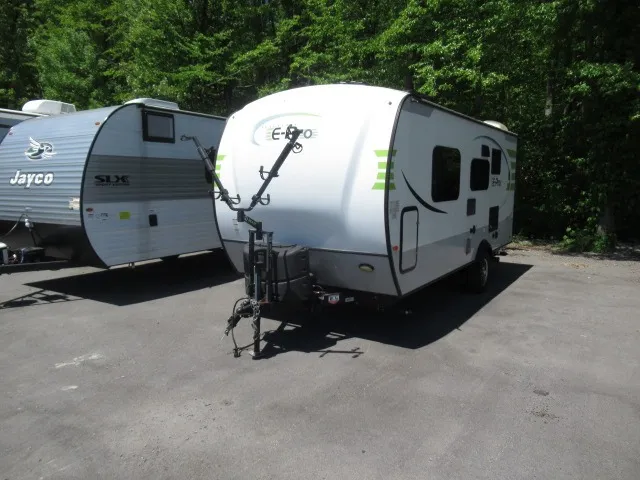 2018 Forest River RV Flagstaff E-Pro 19FD - Photo 2
