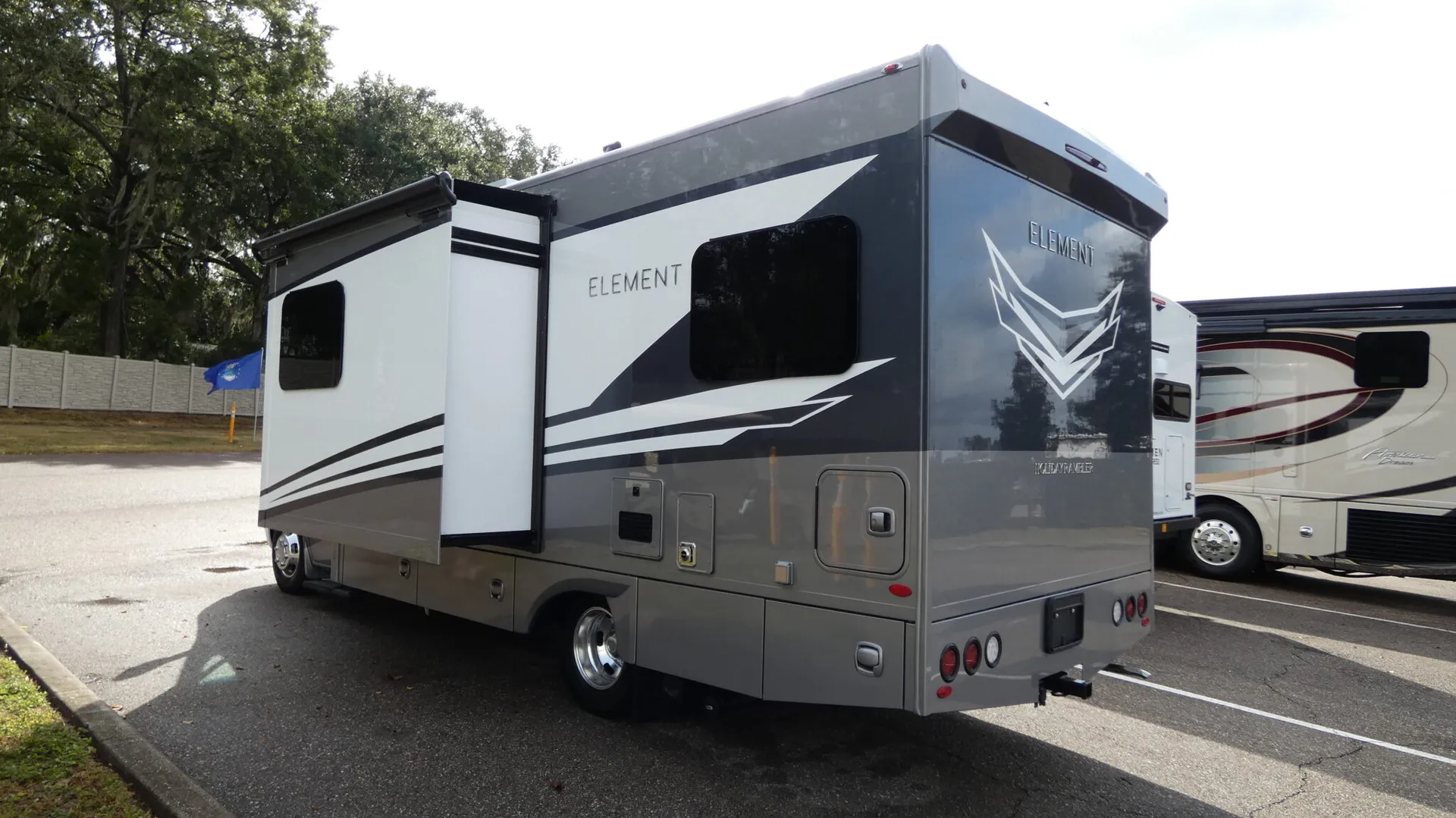 2026 Holiday Rambler Element 25T - Photo 4