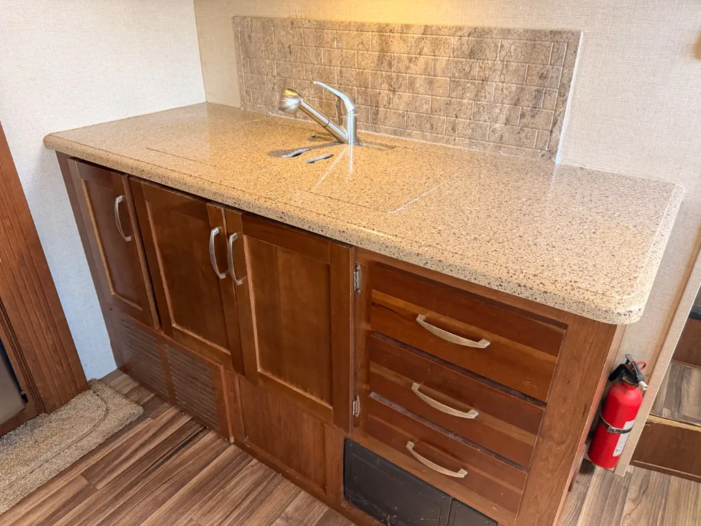 2018 Forest River Blue Ridge 304SR, Photos photo 20