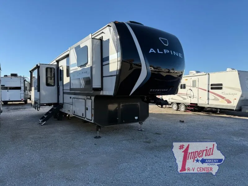 2026 Keystone Alpine 3303CK - Photo 2