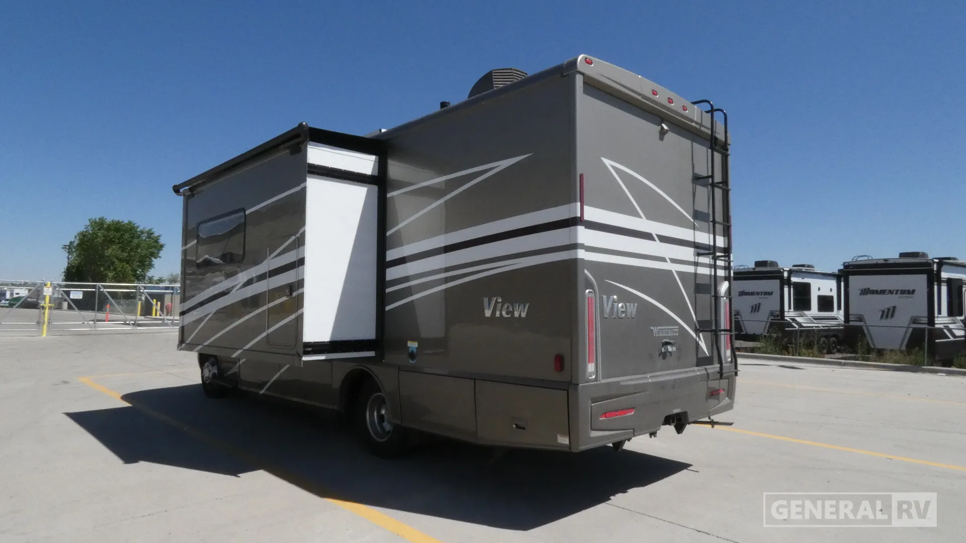 2022 Winnebago View 24J - Photo 4