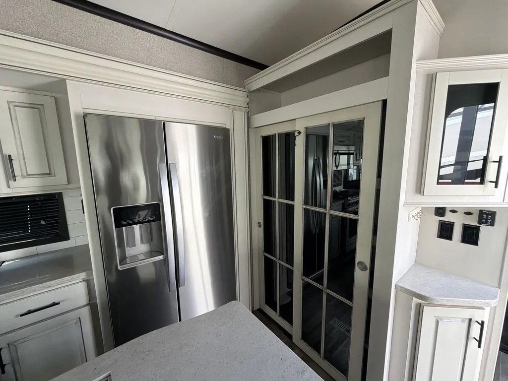 2021 Jayco North Point 387FBTS, Photos photo 10