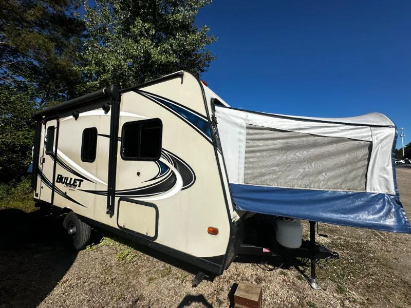 2017 Keystone Bullet Crossfire 1650EX - Photo 2