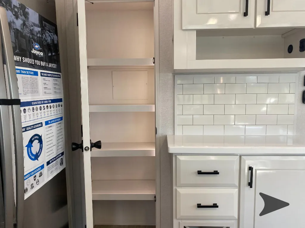 2027 Jayco Pinnacle 32RLTS, Photos photo 23