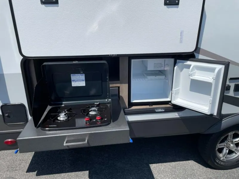 2023 Forest River Rockwood Mini Lite 2509S - Photo 4