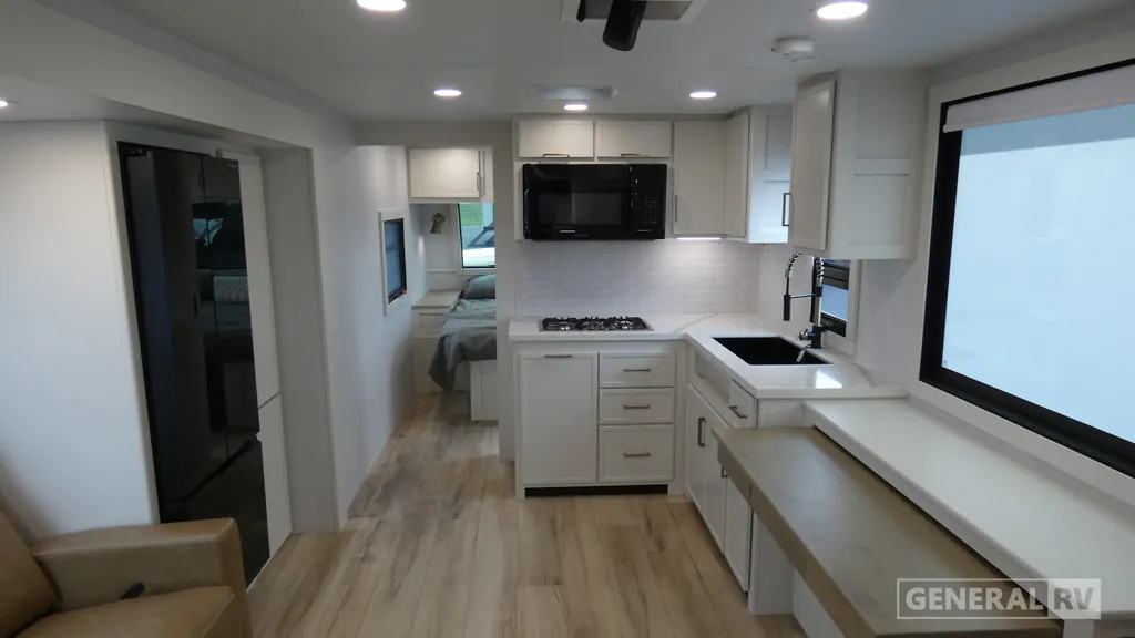 2025 Brinkley Model I 265, Photos photo 4
