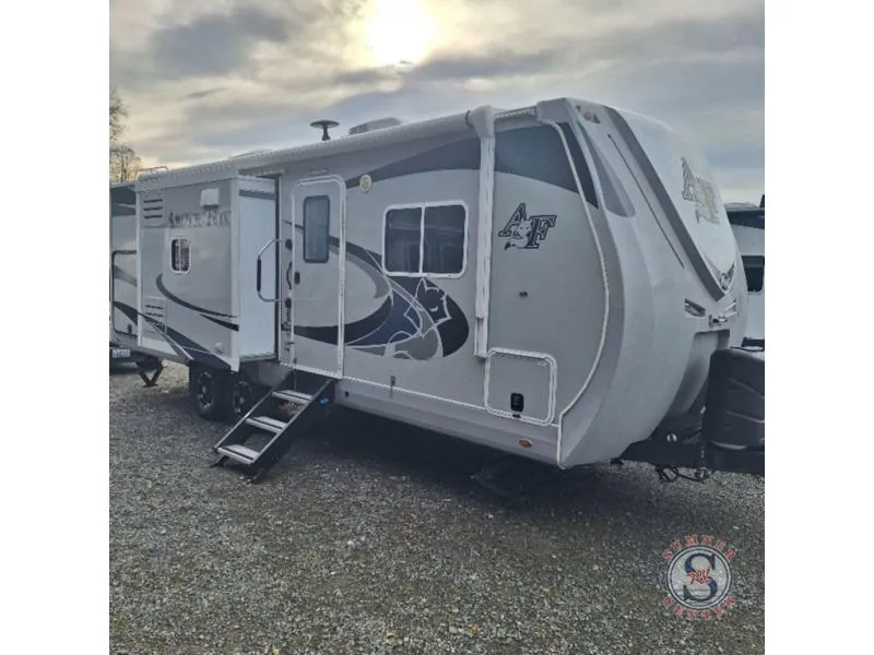 2019 Northwood Arctic Silver Fox Edition 28F - Photo 2