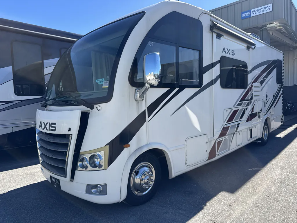 2022 Thor Motor Coach Axis 24.3, Photos photo 5