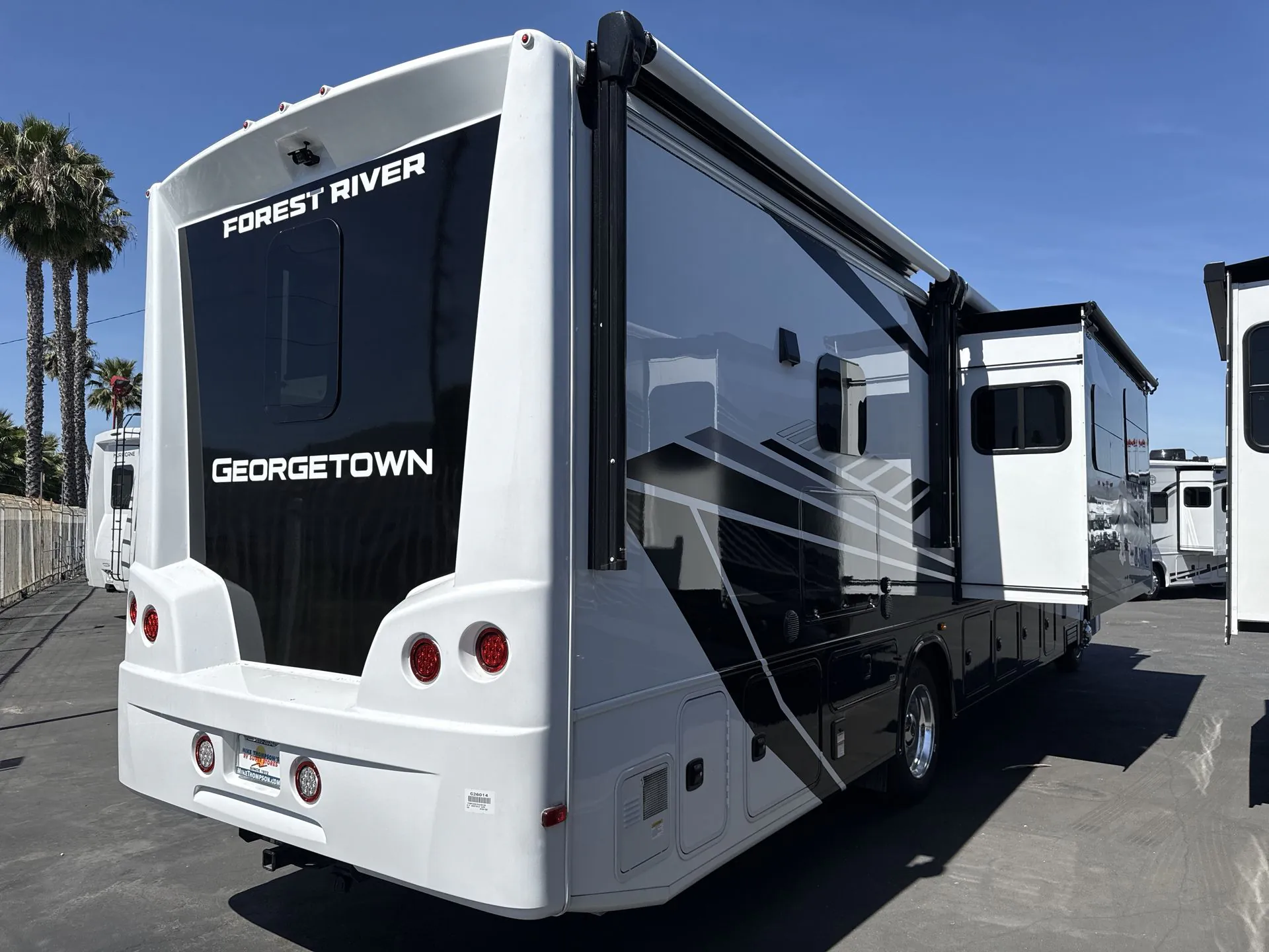 2026 Forest River Georgetown 5 Series 34H5 — Photo 6
