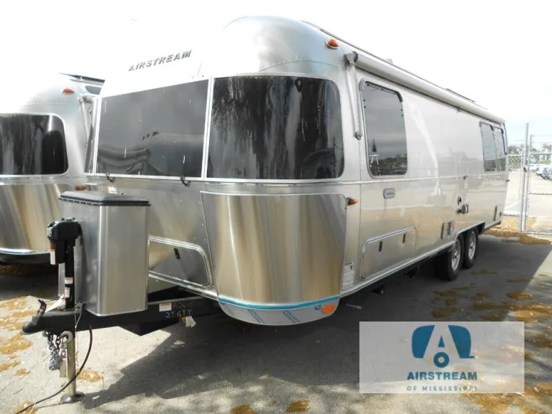 2026 Airstream Globetrotter 27FB - Photo 2