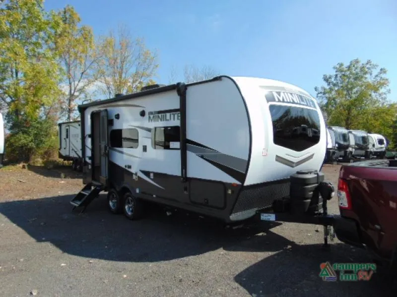 2024 Forest River Rockwood Mini Lite 2109S - Photo 2